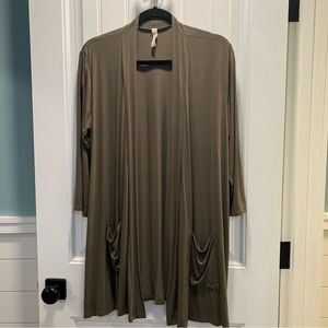 Cut & Sew Olive Green Open Front Cardigan. Size Extra‎ Large.